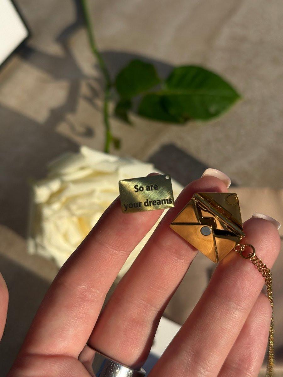 Pendentif Enveloppe ZEDAIX – - ZEDAIX